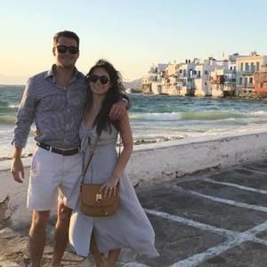 Meet your Posher, Eliscia